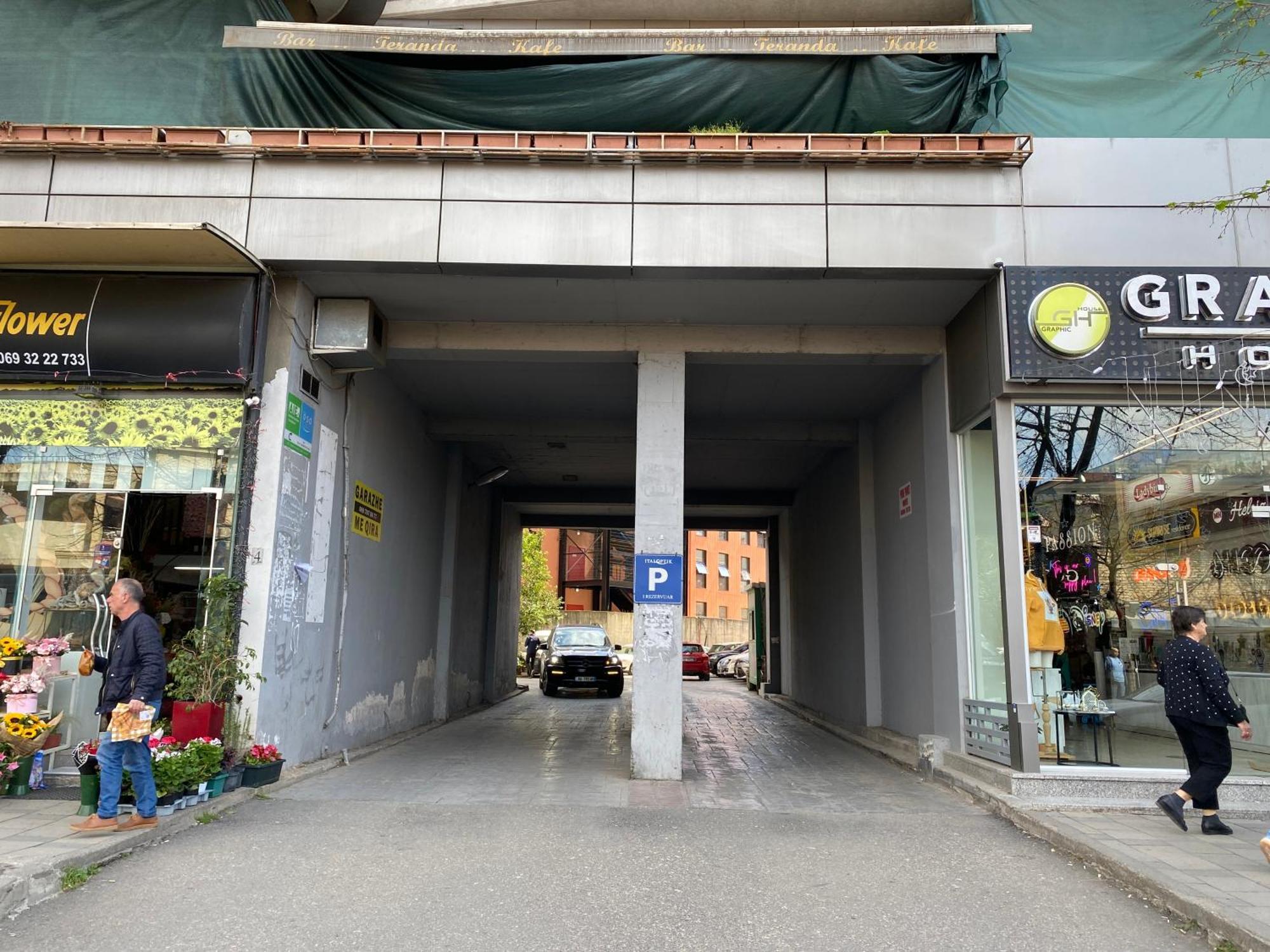 Central Cozy Apartment Tiranë Ngoại thất bức ảnh