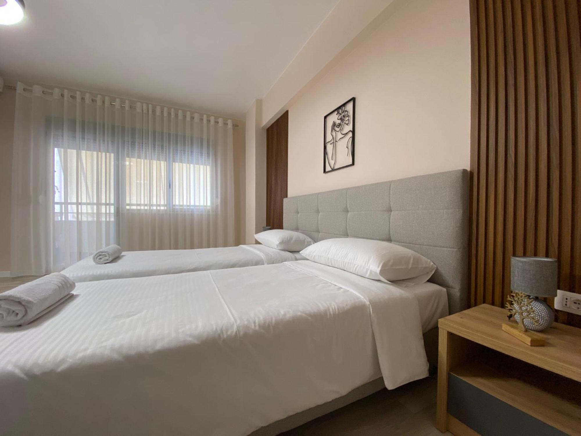 Central Cozy Apartment Tiranë Ngoại thất bức ảnh