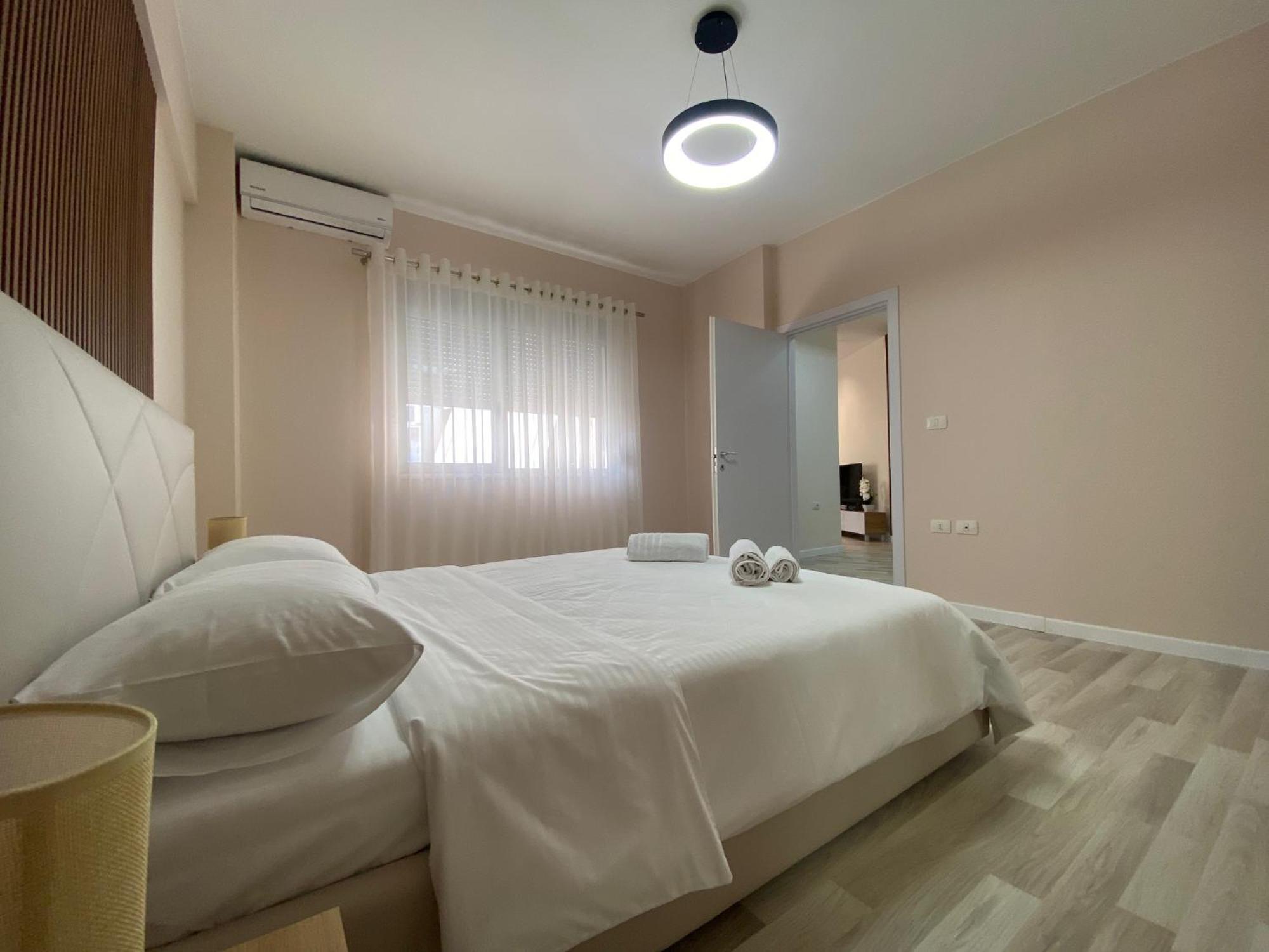 Central Cozy Apartment Tiranë Ngoại thất bức ảnh