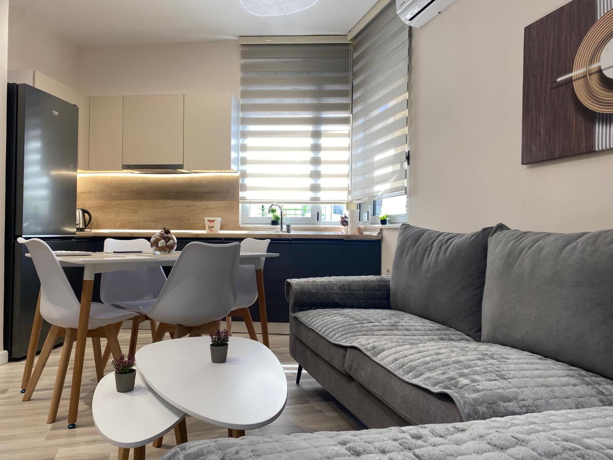 Central Cozy Apartment Tiranë Ngoại thất bức ảnh